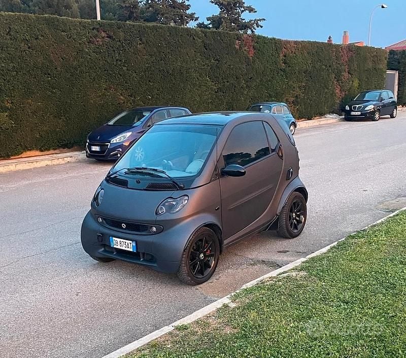Usata Smart ForTwo Coupé 41 CV (30 kW) 2006 Utilitaria