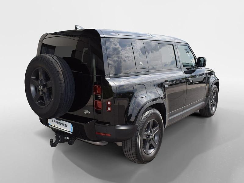 Usata Land Rover Defender 200 CV (147 kW) 2021 Santorini black SUV