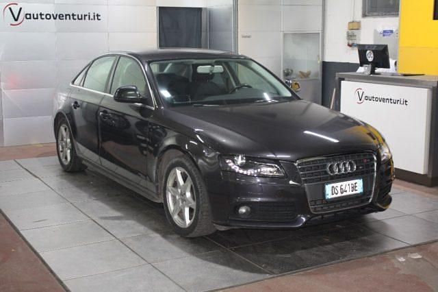 Grigio Usata 2008 Audi A4 Tre volumi | 4800 € (Ottimo prezzo) - Immagine 1/4