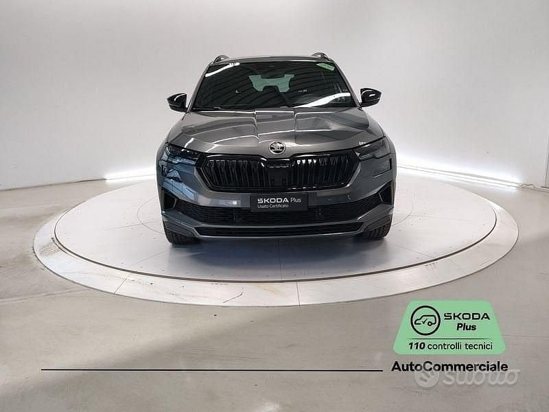 Usata Skoda Karoq SportLine 190 CV (139 kW) 2023 Grigio scuro SUV