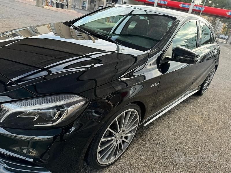 Nero Usata 2017 Mercedes A45 AMG AMG Utilitaria | 19.900 € (Buon prezzo) - Immagine 1/3
