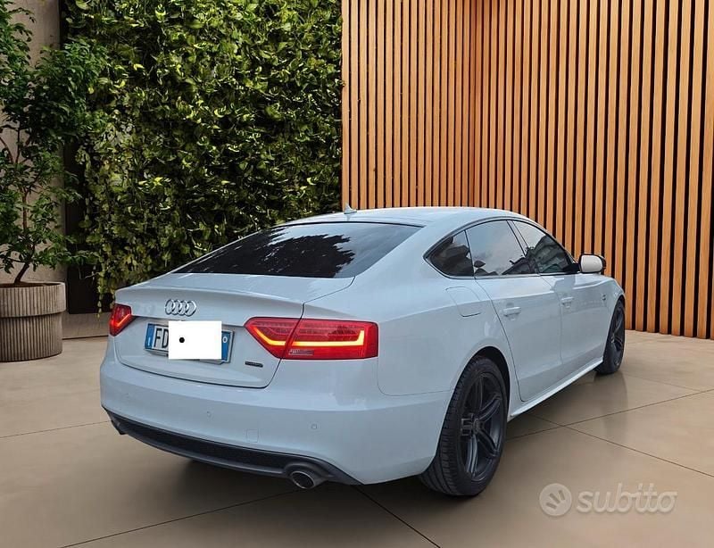 Begagnad Audi A5 S-Line 245 HK (180 kW) 2015 Vit Sportkupé