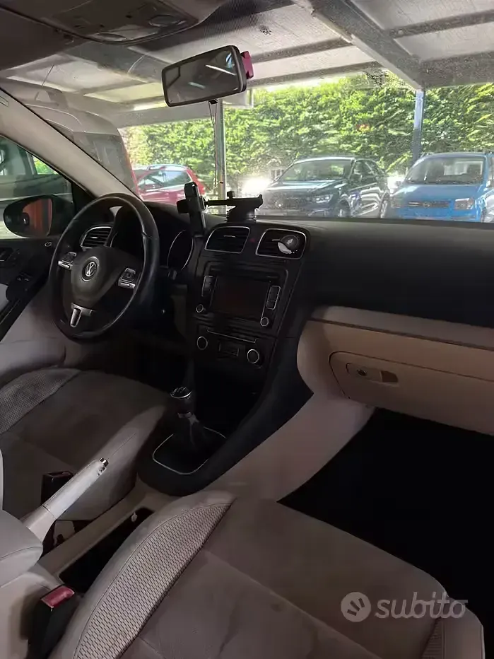 Usata VW Golf VI 122 CV (89 kW) 2008 Nero Utilitaria