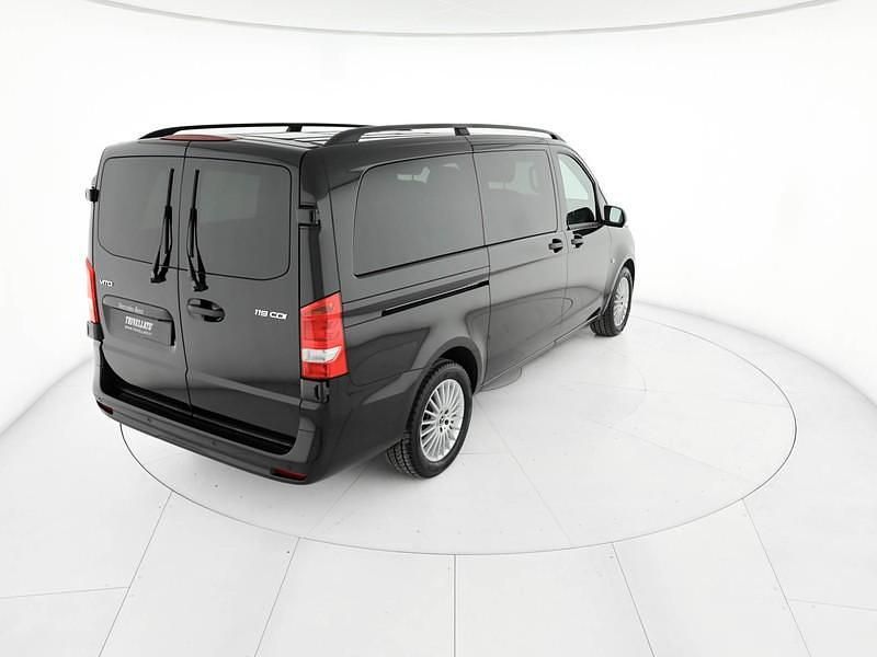 Usata Mercedes Vito 190 CV (139 kW) 2025 Nero Furgone