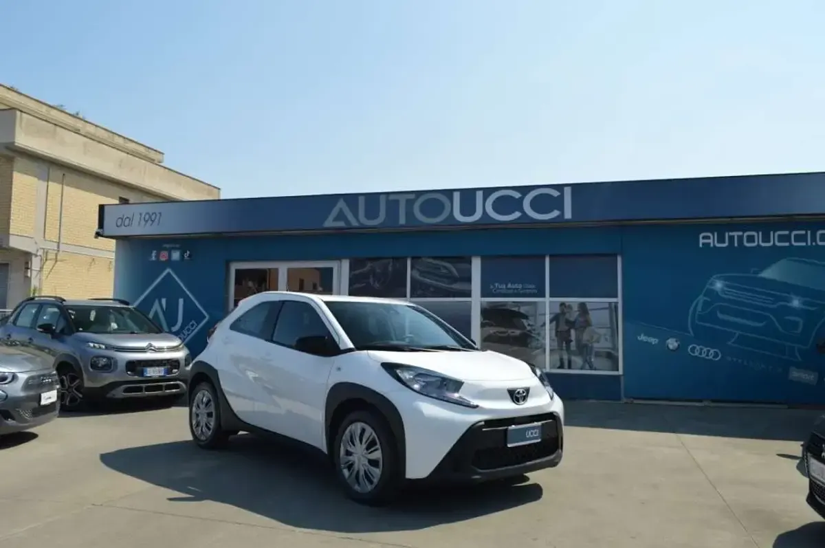 Usata Toyota Aygo X Active 72 CV (52 kW) 2025 Superwhite SUV