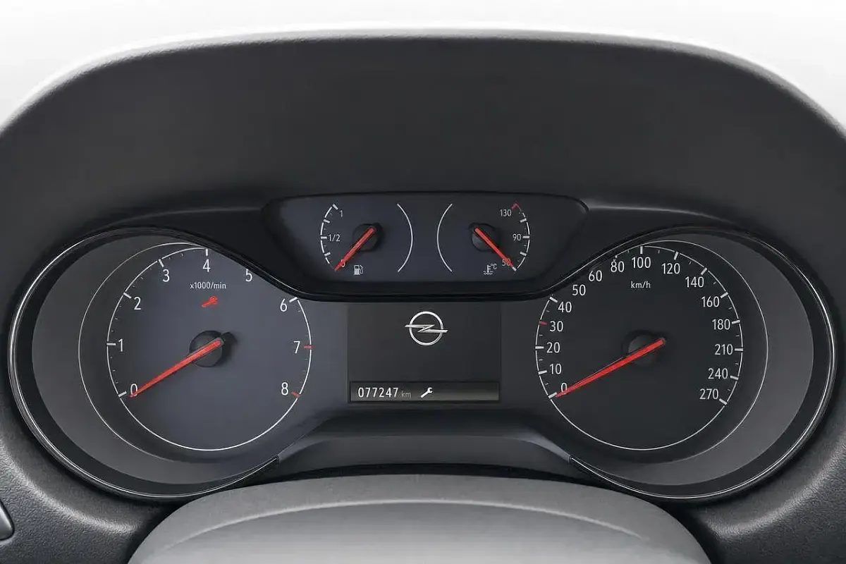 Usata Opel Corsa Edition 100 CV (73 kW) 2020 Nero Utilitaria