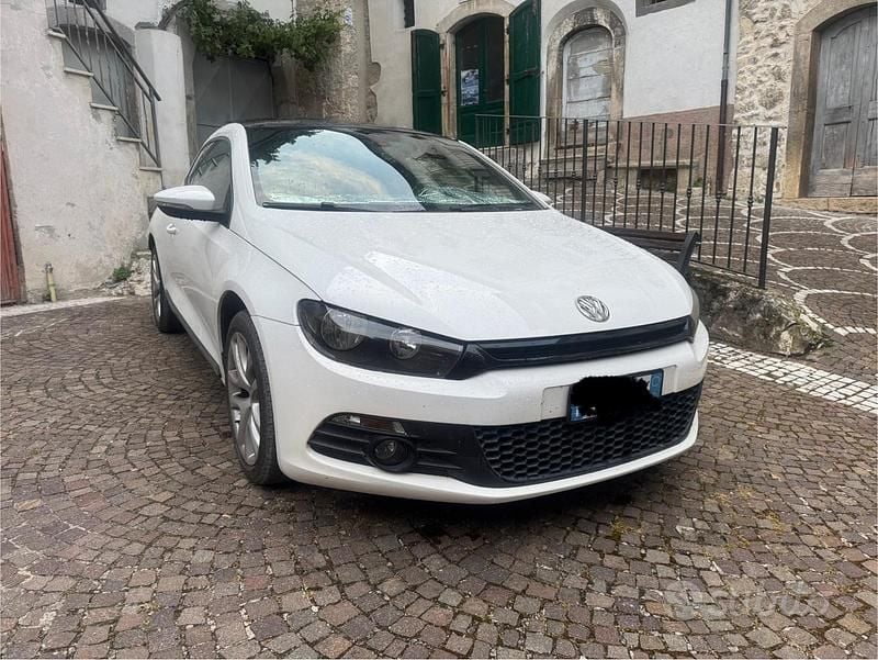 Bianco Usata 2012 VW Scirocco Coupé | 8400 € (Ottimo prezzo) - Immagine 1/4