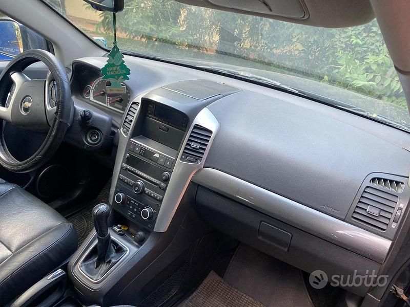 Usata Chevrolet Captiva 150 CV (110 kW) 2007 Blu SUV
