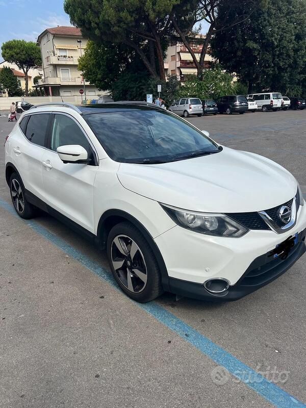 Usata Nissan Qashqai 360º 115 CV (84 kW) 2015 Bianco SUV