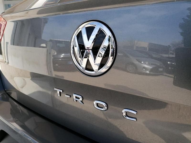 Usado VW T-Roc Advance 150 CV (110 kW) 2018 Gris SUV