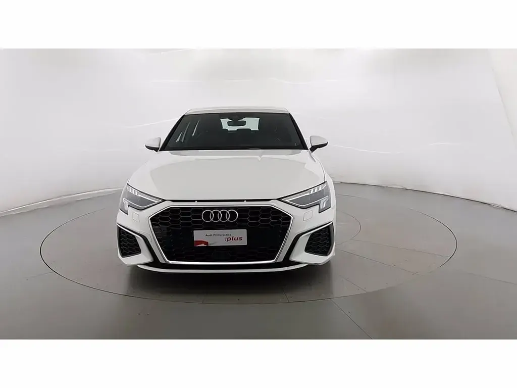 Usata Audi A3 Sportback S-Line 150 CV (110 kW) 2023 Bianco Utilitaria