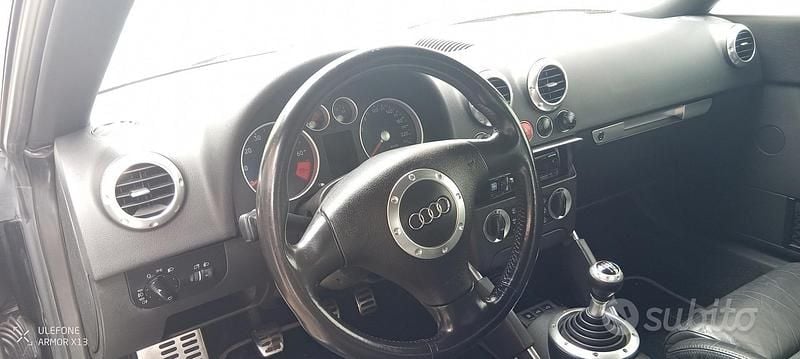Usata Audi TT Roadster 179 CV (131 kW) 2000 Nero Cabrio