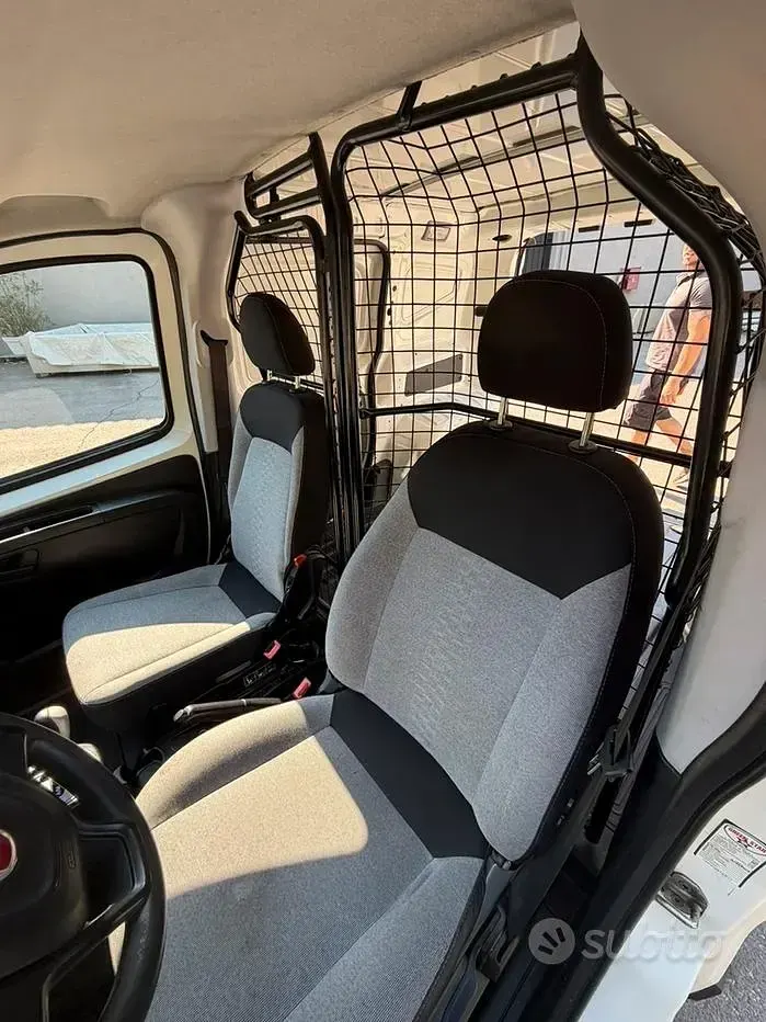 Usata Fiat Fiorino 80 CV (58 kW) 2017 Bianco Monovolume