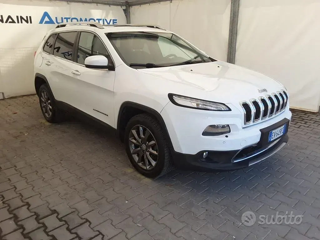 Usata Jeep Cherokee Limited 140 CV (102 kW) 2014 Bianco SUV