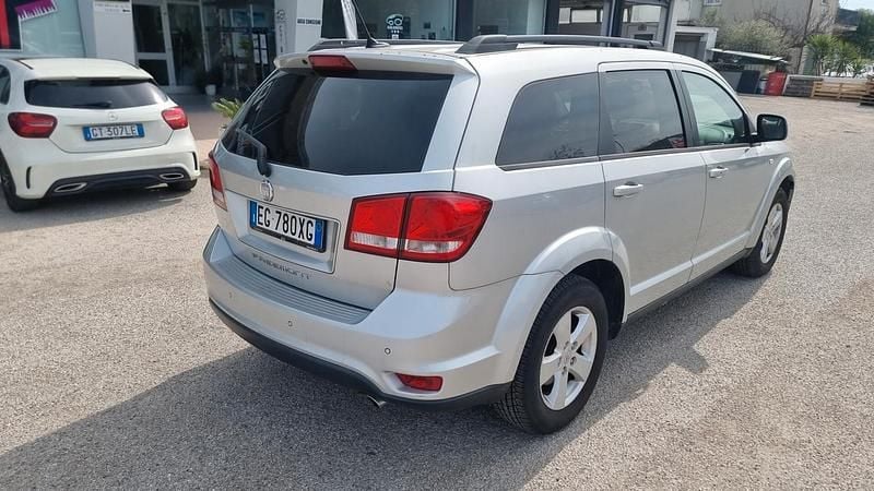 Usata Fiat Freemont Urban 170 CV (125 kW) 2011 Argento SUV