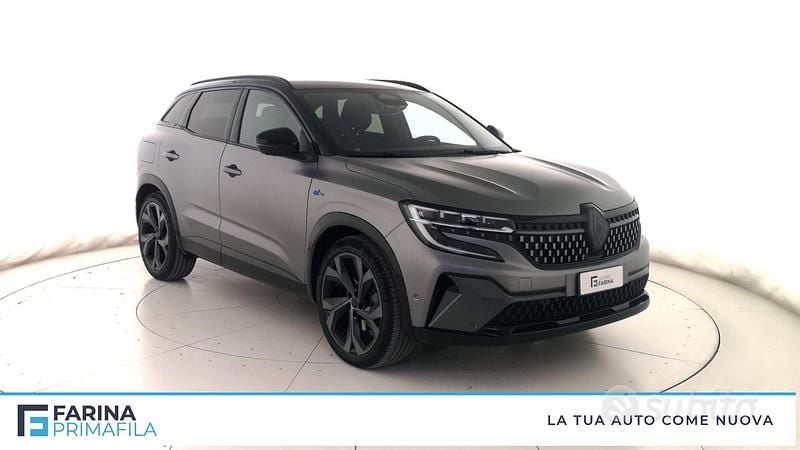 Usata Renault Austral Iconic 200 CV (147 kW) 2023 Grigio SUV