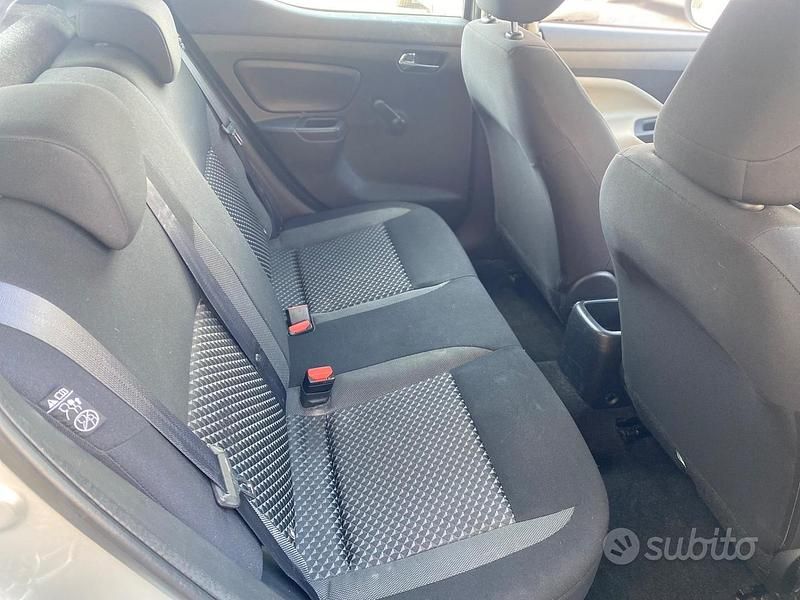 Usata Nissan Micra N-Connecta 90 CV (66 kW) 2019 Grigio Utilitaria
