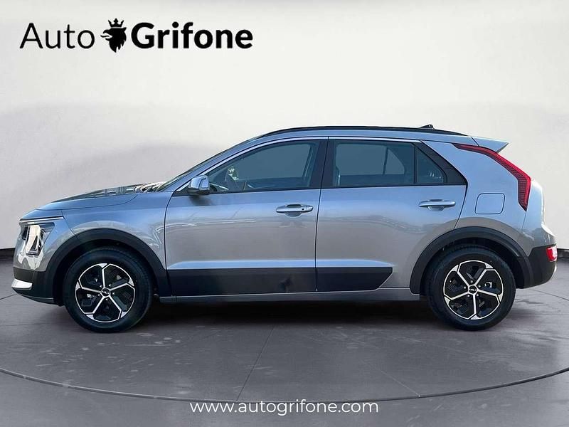 Nuova Kia Niro 126 CV (92 kW) 2026 Arancione SUV