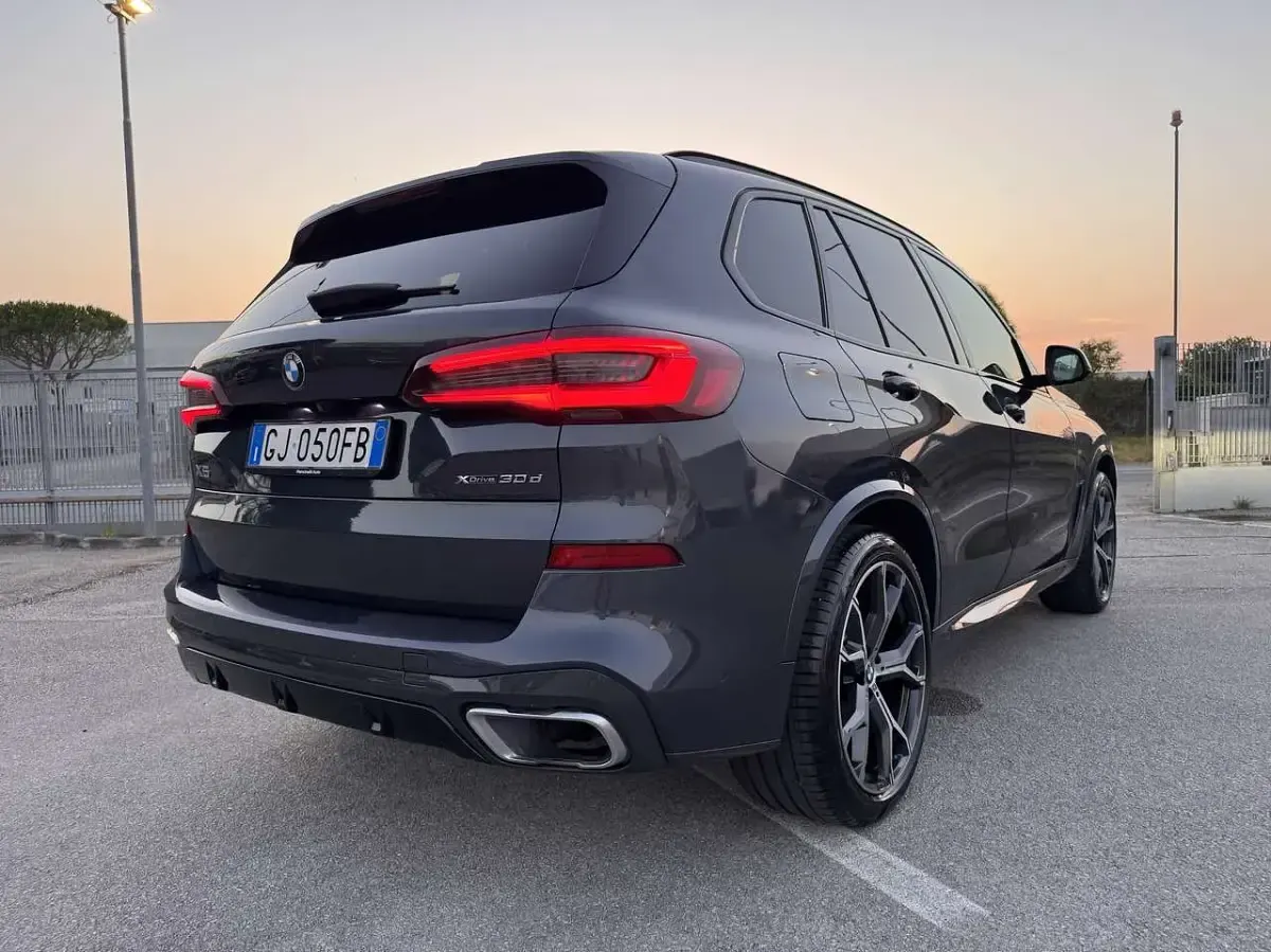 Usata BMW X5 M Sport 286 CV (210 kW) 2022 Grigio SUV