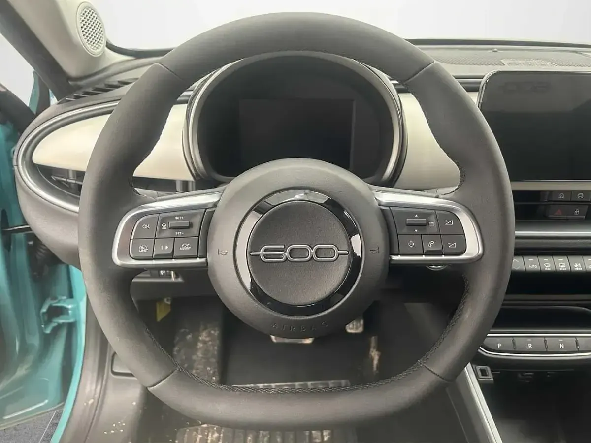 Nuova Fiat 600 La Prima 110 CV (80 kW) 2026 Blu SUV