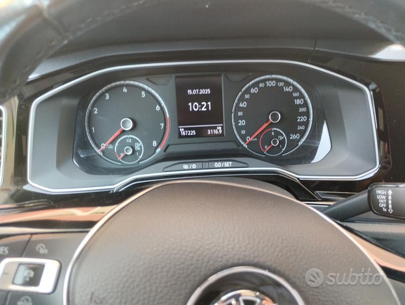 Usata VW Polo 90 CV (66 kW) 2020 Nero Utilitaria
