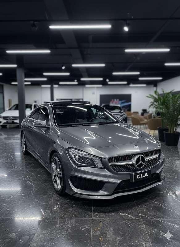 Usata Mercedes CLA220 AMG line 170 CV (125 kW) 2013 Berlina