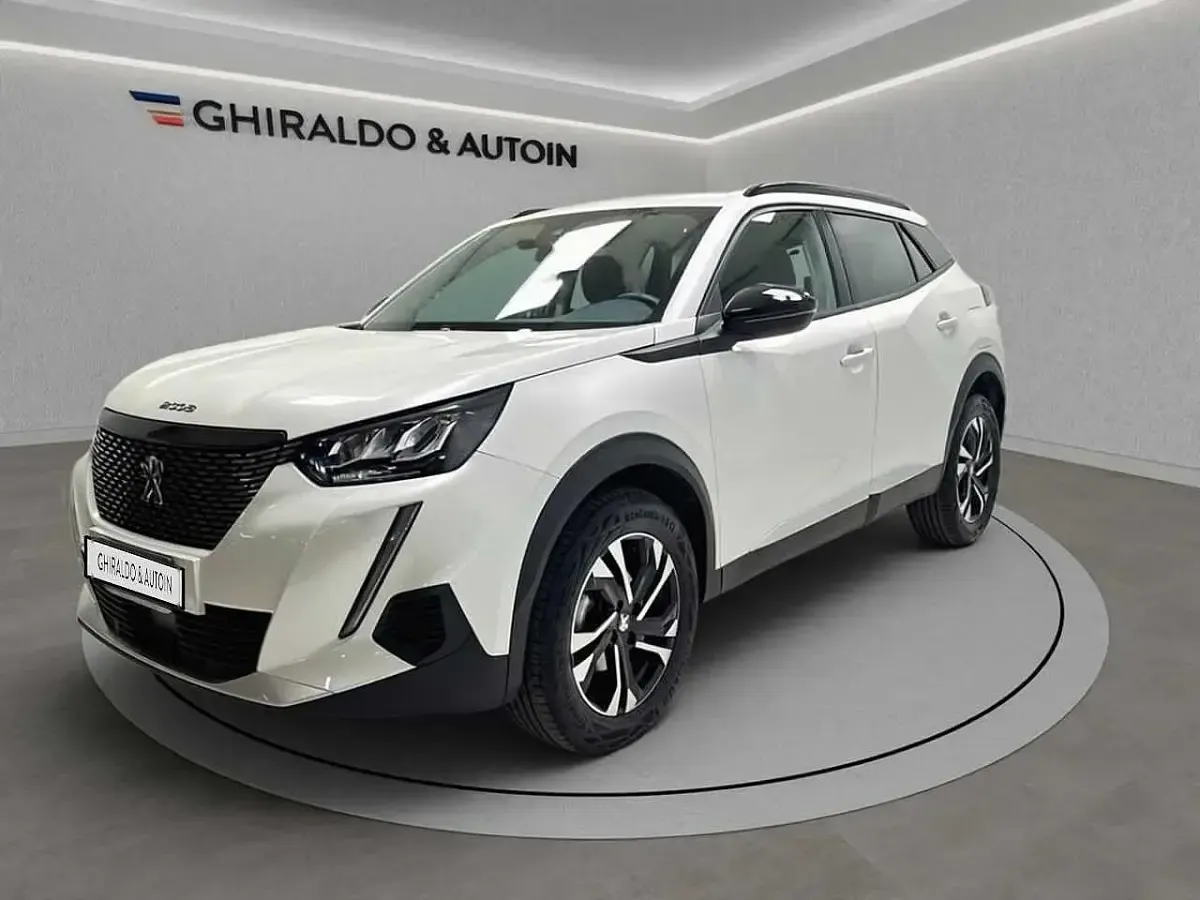 Usata Peugeot 2008 Allure 102 CV (75 kW) 2023 SUV