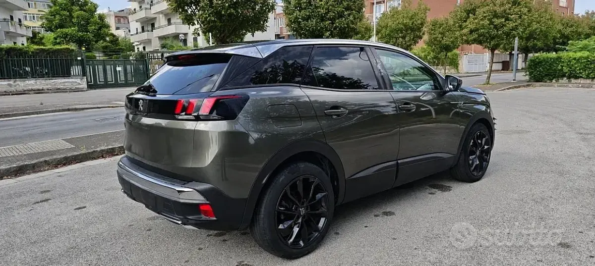 Usata Peugeot 3008 120 CV (88 kW) 2018 Grigio SUV