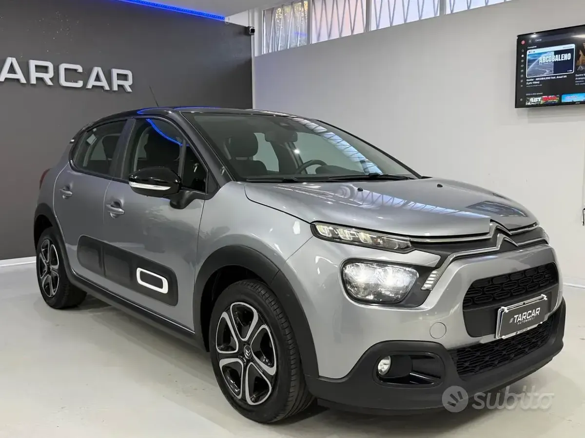 Usata Citroën C3 Shine 102 CV (75 kW) 2022 Grigio Utilitaria