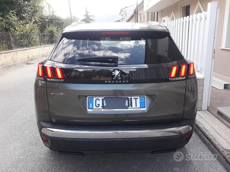 Usata Peugeot 3008 131 CV (96 kW) 2020 Berlina