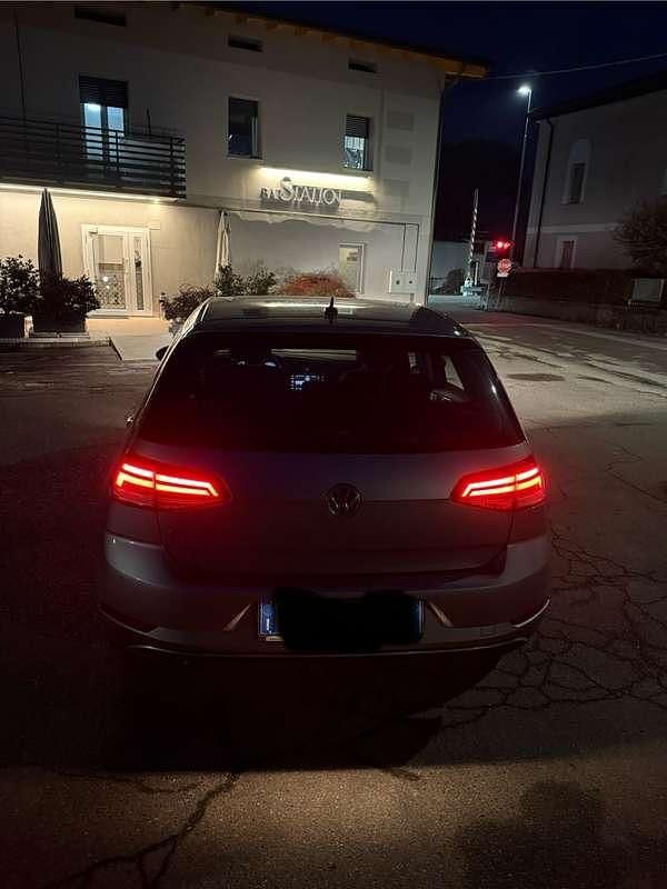 Usata VW Golf VII Business 116 CV (85 kW) 2019 Argento Berlina
