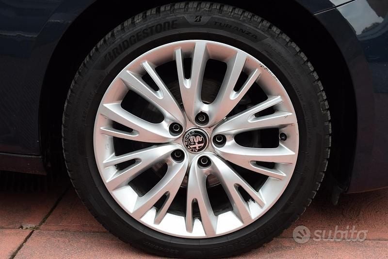 Usata Alfa Romeo Giulietta Super 120 CV (88 kW) 2017 Giallo Utilitaria