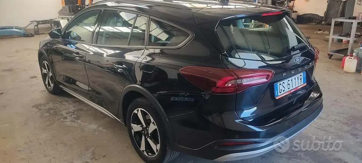 Usata Ford Focus 115 CV (84 kW) 2024 Nero Station wagon