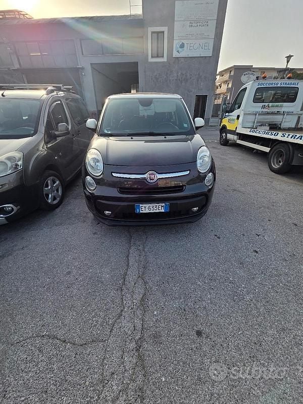 Usata Fiat 500L Living 80 CV (58 kW) 2014 Nero Monovolume