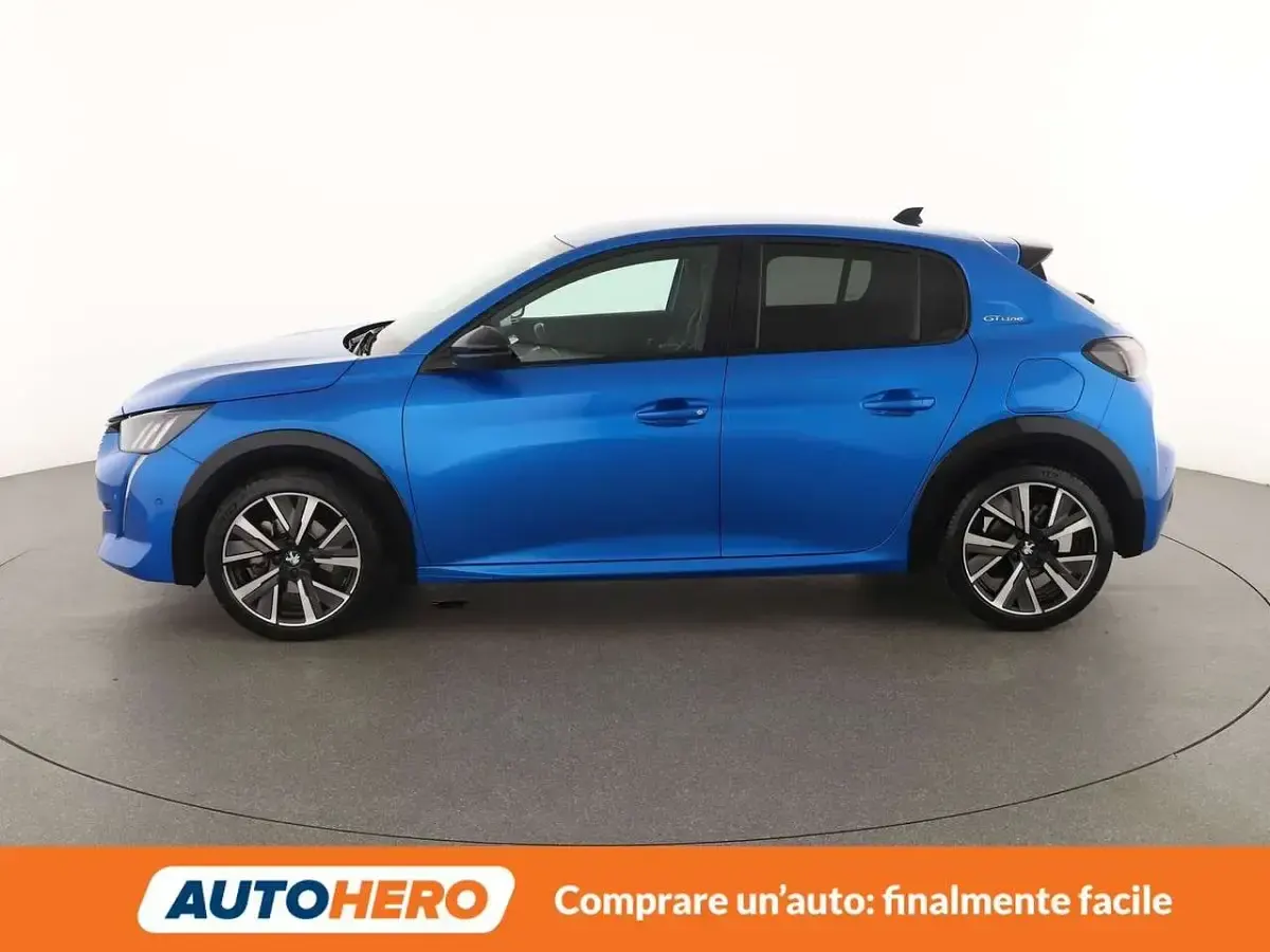 Usata Peugeot 208 GT-line 101 CV (74 kW) 2020 Blu/azzurro Utilitaria