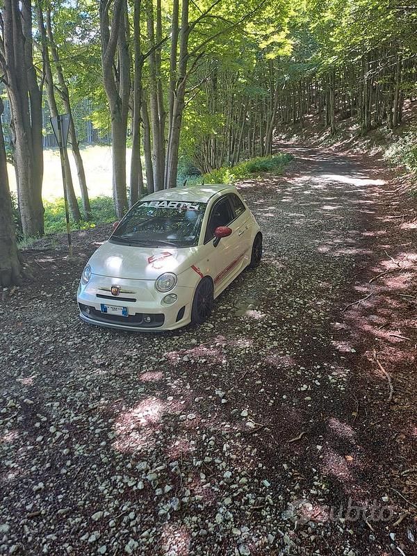 Usata Abarth 500 135 CV (99 kW) 2008 Bianco Utilitaria