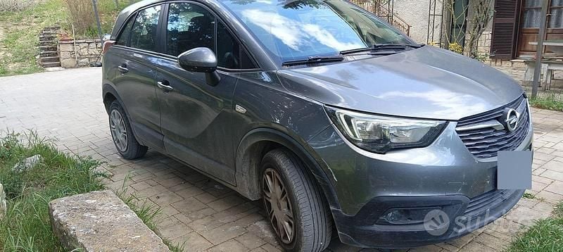 Usata Opel Crossland X 99 CV (72 kW) 2017 Grigio SUV