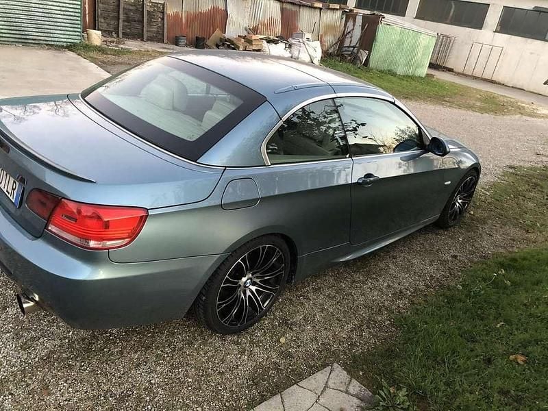 Usata BMW 325 Cabriolet M Sport 218 CV (160 kW) 2007 Cabrio