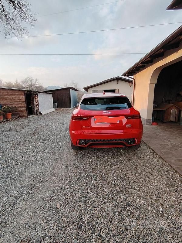 Occasion Jaguar E-Pace R-Dynamic 150 ch (110 kW) 2019 Rouge SUV