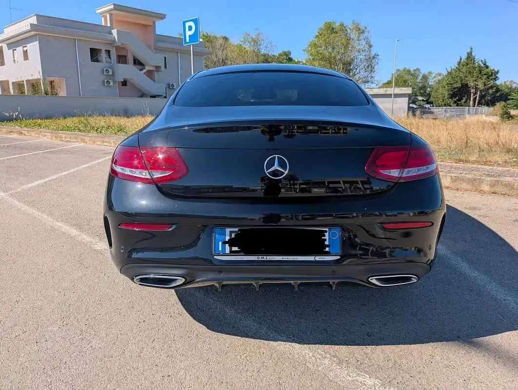 Usata Mercedes C220 Premium 170 CV (125 kW) 2017 Nero Coupé