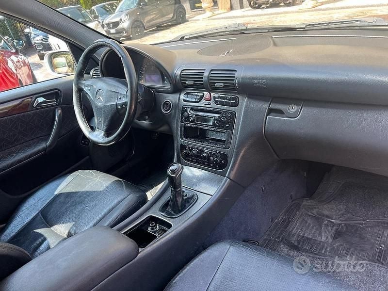 Usata Mercedes C270 Avantgarde 170 CV (125 kW) 2003 Grigio Station wagon