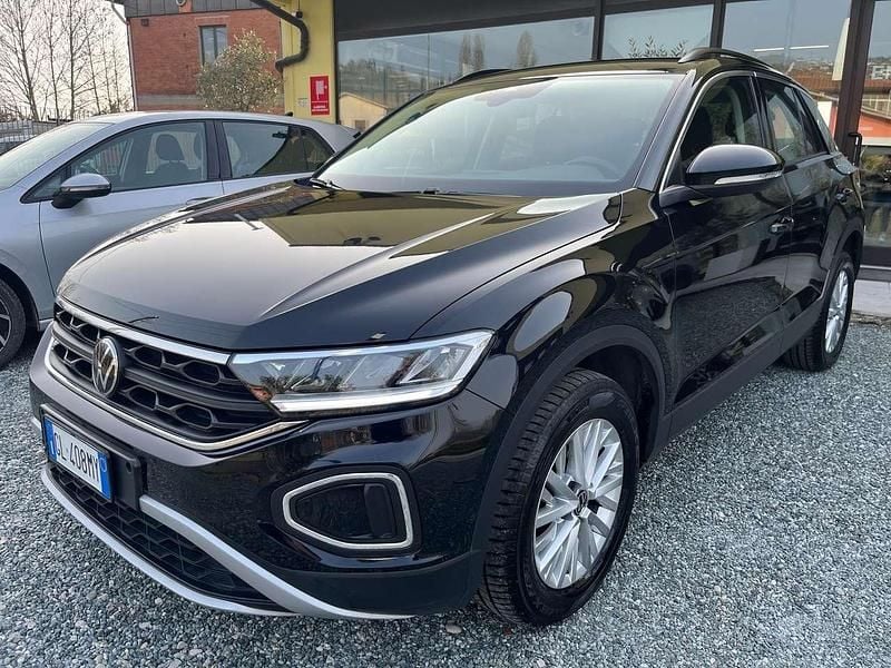 Usata VW T-Roc Life 150 CV (110 kW) 2022 Nero met SUV