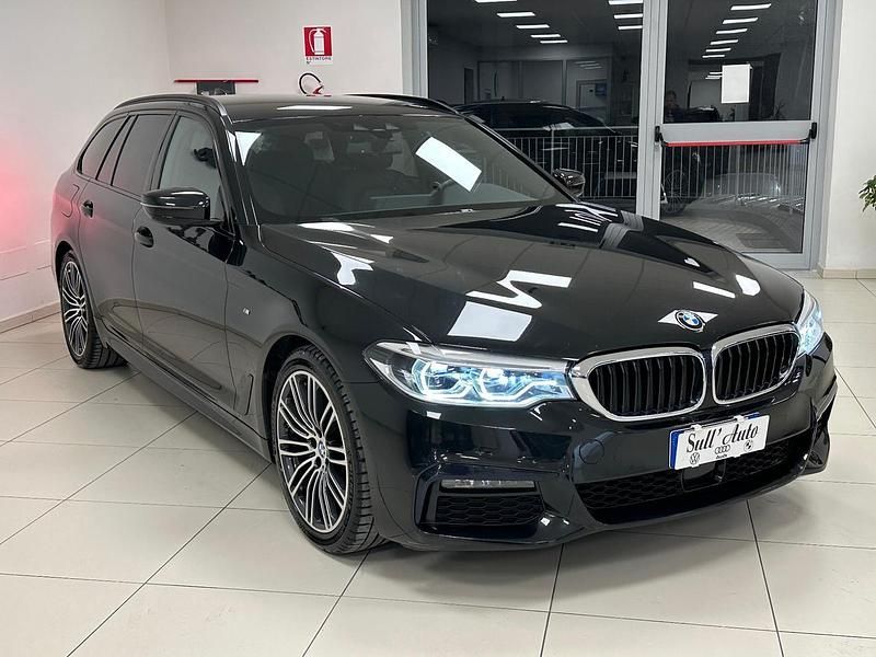 Usata BMW 520 M Sport 190 CV (139 kW) 2021 Blu Station wagon