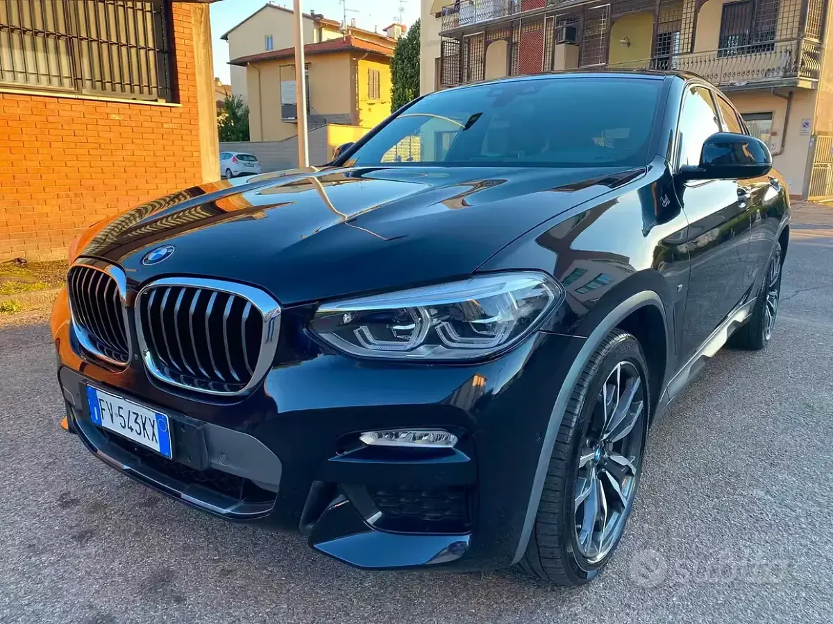 Usata BMW X4 M Sport 231 CV (169 kW) 2019 Blu/azzurro SUV