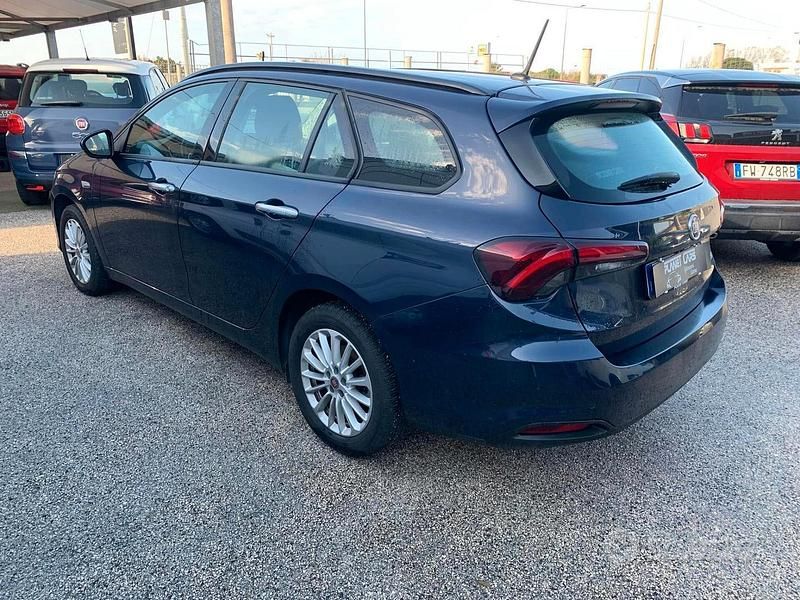 Usata Fiat Tipo Business 95 CV (69 kW) 2021 Blu Station wagon