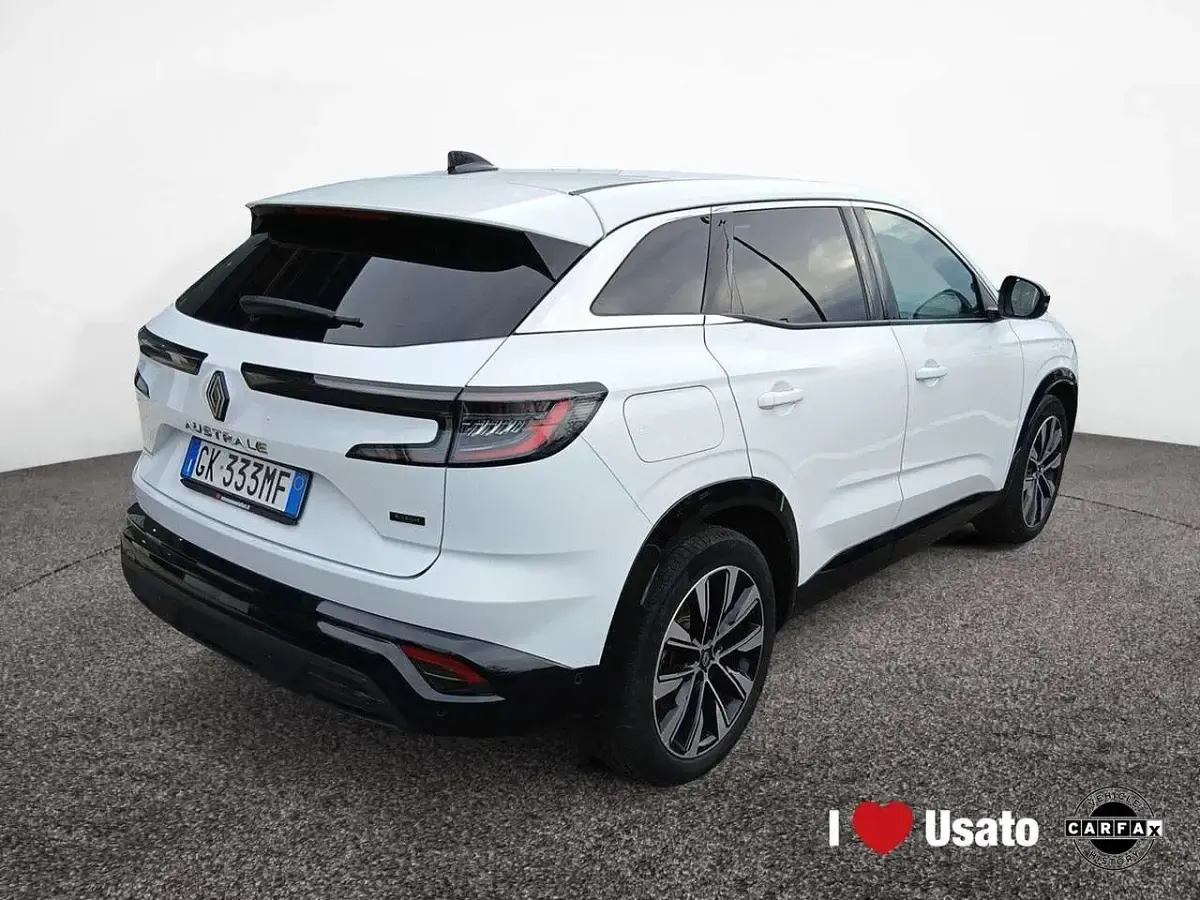 Usata Renault Austral Techno 199 CV (146 kW) 2023 Bianco SUV