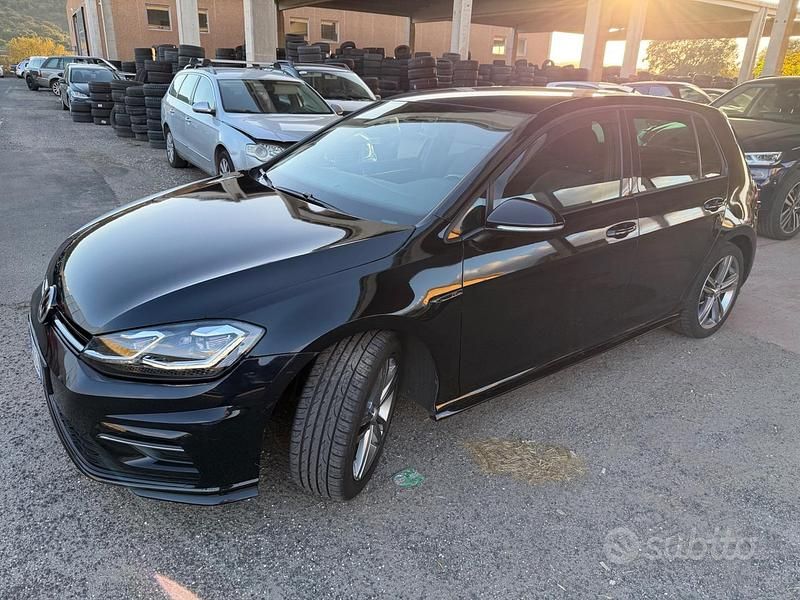 Usata VW Golf VII R-line 115 CV (84 kW) 2018 Nero Berlina