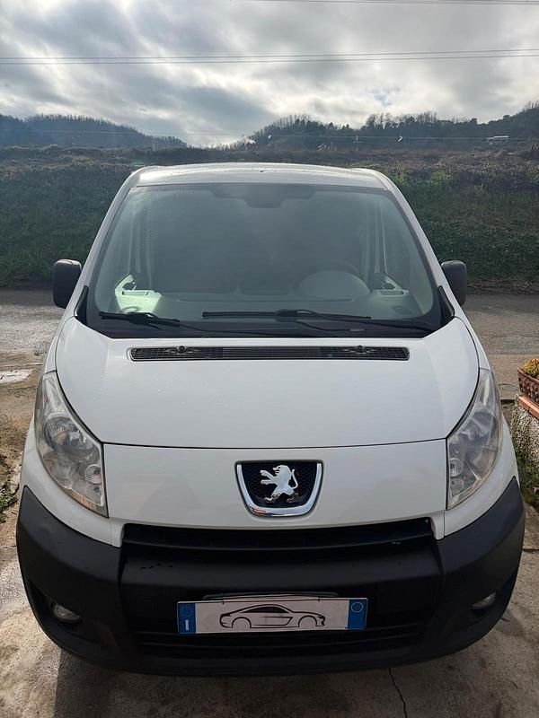 Usata Peugeot Expert 119 CV (87 kW) 2011 Bianco Furgone