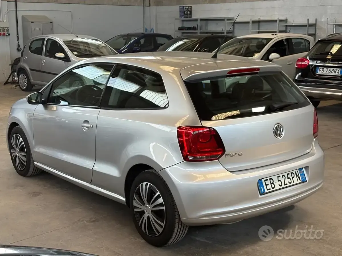 Usata VW Polo Trendline 60 CV (44 kW) 2010 Grigio Utilitaria