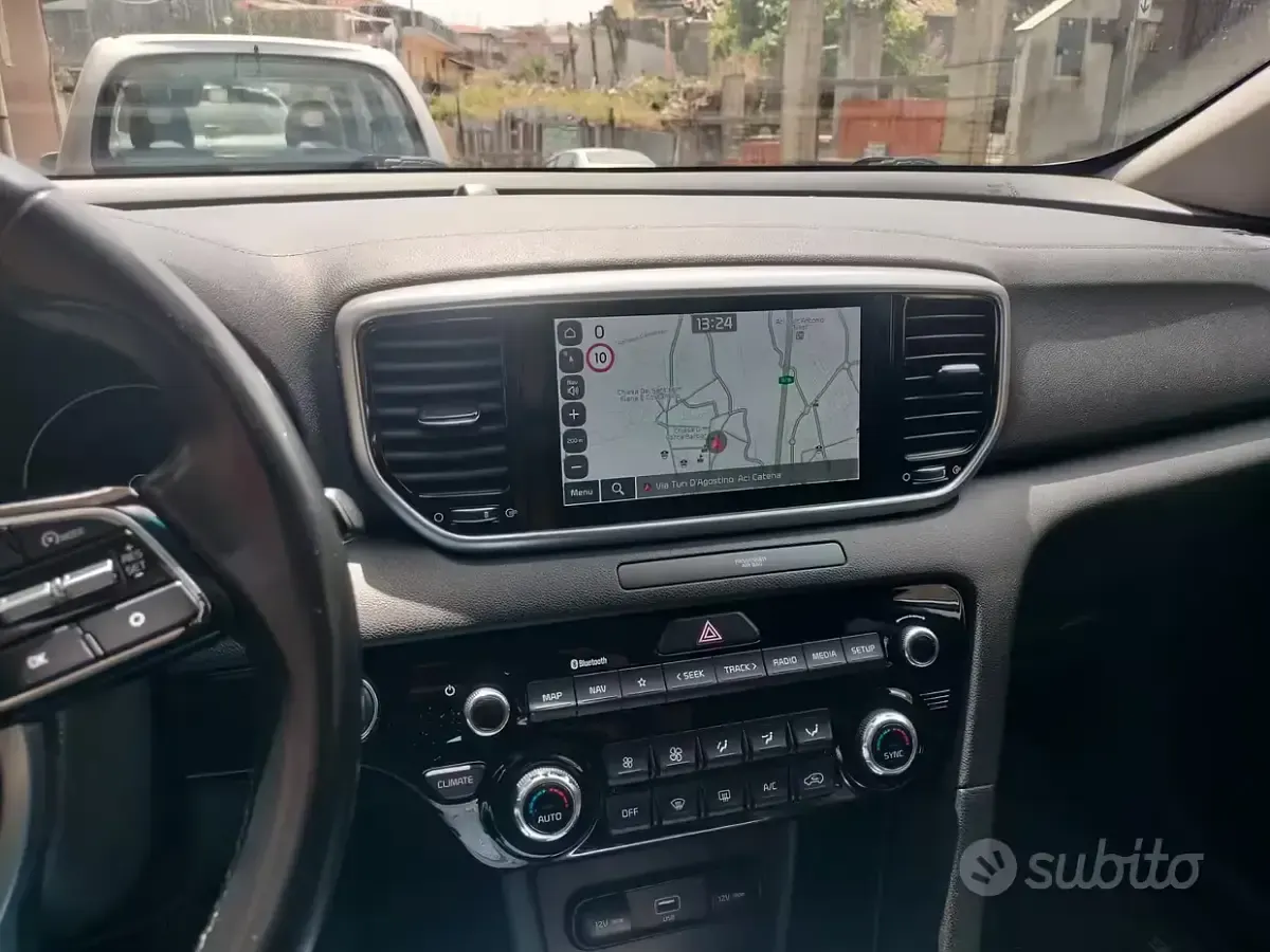 Usata Kia Sportage Style 115 CV (84 kW) 2021 Grigio SUV